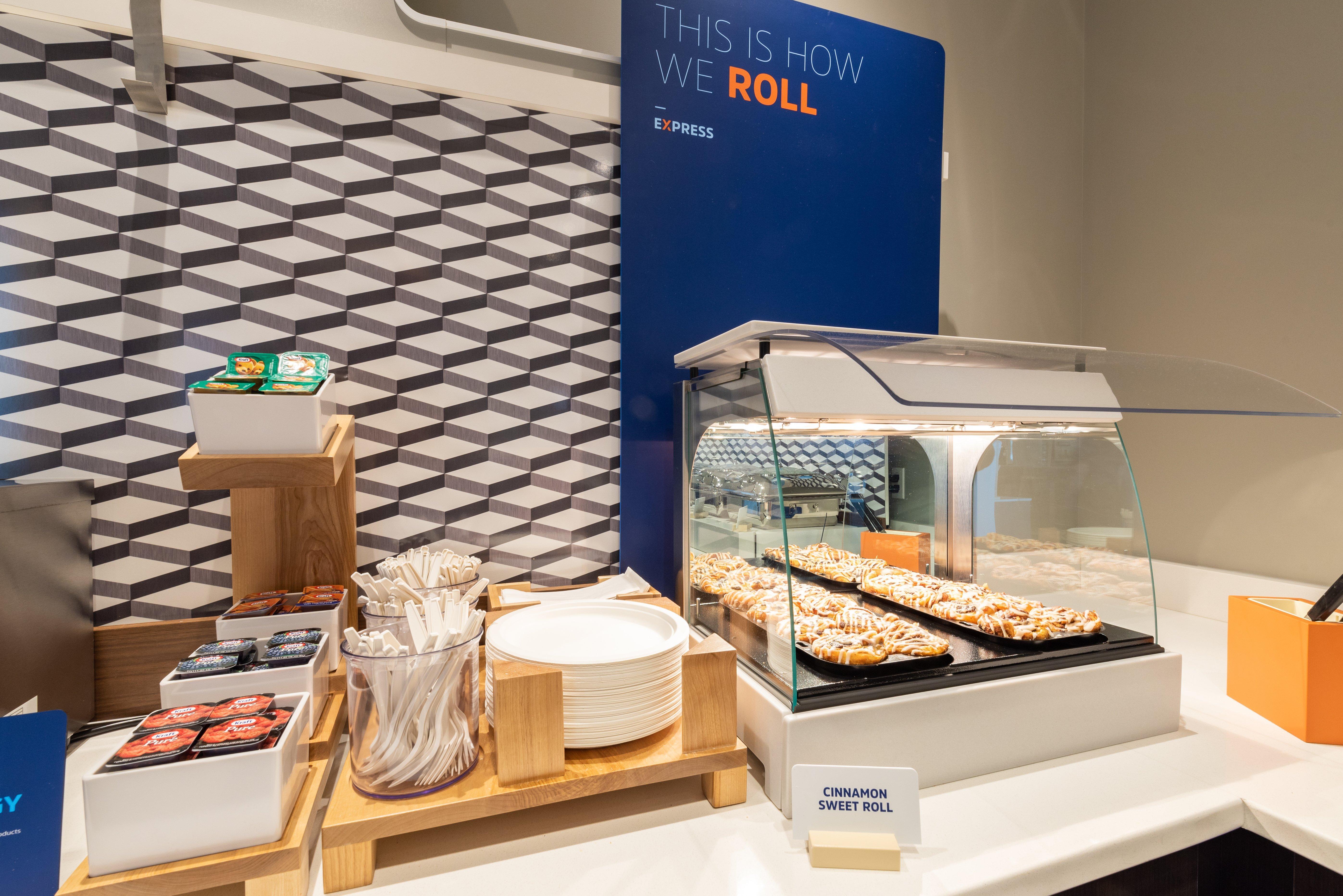 Holiday Inn Express & Suites - Commerce By Ihg Buitenkant foto
