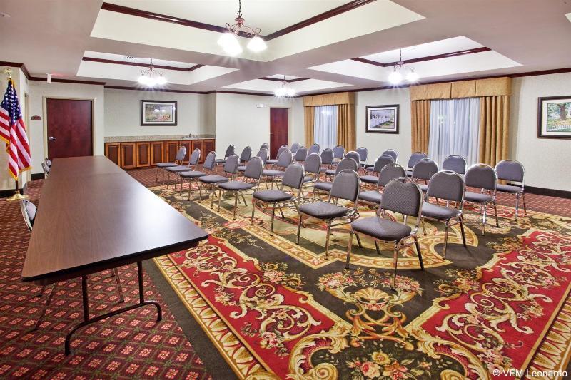 Holiday Inn Express & Suites - Commerce By Ihg Buitenkant foto